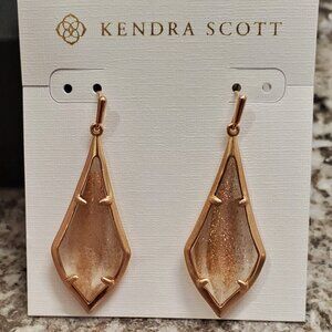 NWT Kendra Scott Olivia 14K Rose Gold Dusted Earrings MSRP $80